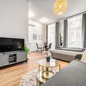 Bazilika-d45 Premium Budapest